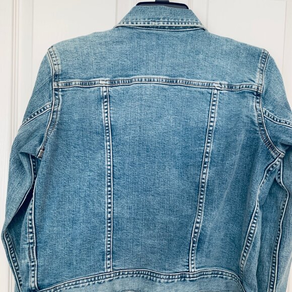 Ralph Lauren Collector Woman Jean Embroidered  Denim  Jacket Sz 8 - Picture 12 of 12